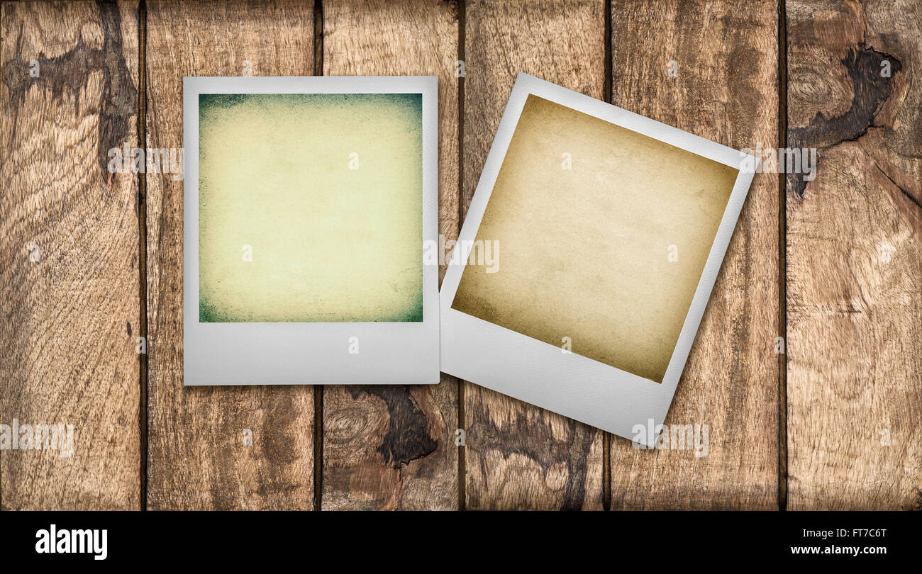 Marcos de fotos con instagram Polaroid efecto. Textura de fondo de madera.  Superficie abstracta Fotografía de stock - Alamy