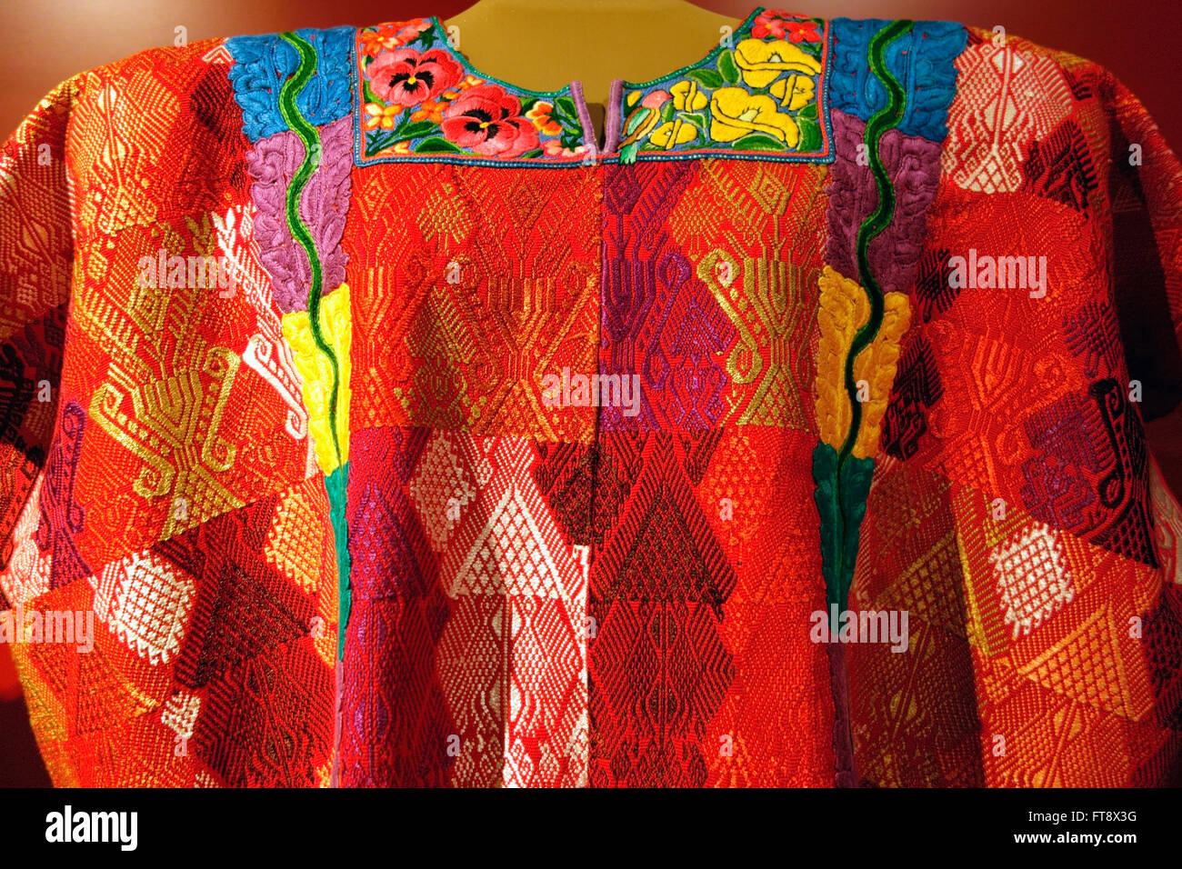 Textiles mayas fotografías e imágenes de alta resolución Alamy