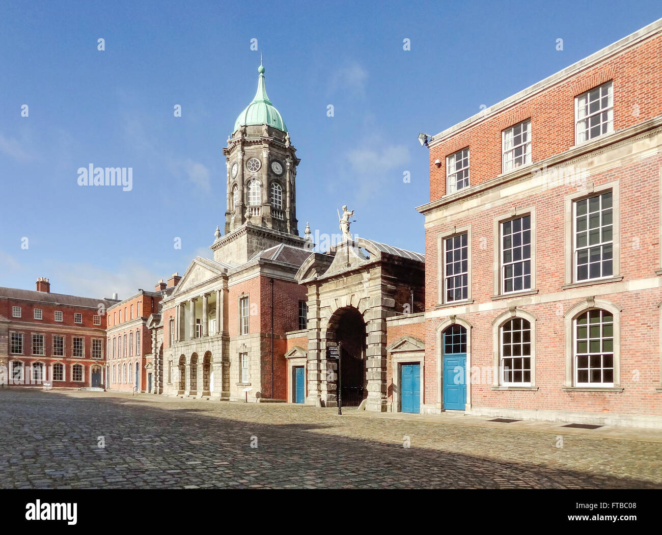 Parte Del Castillo De Dublin En Irlanda Fotografia De Stock Alamy