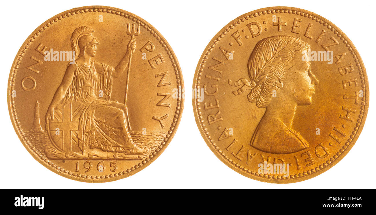 Moneda de 1 centavo de bronce 1965 aislado sobre fondo blanco, Gran Bretaña Foto de stock