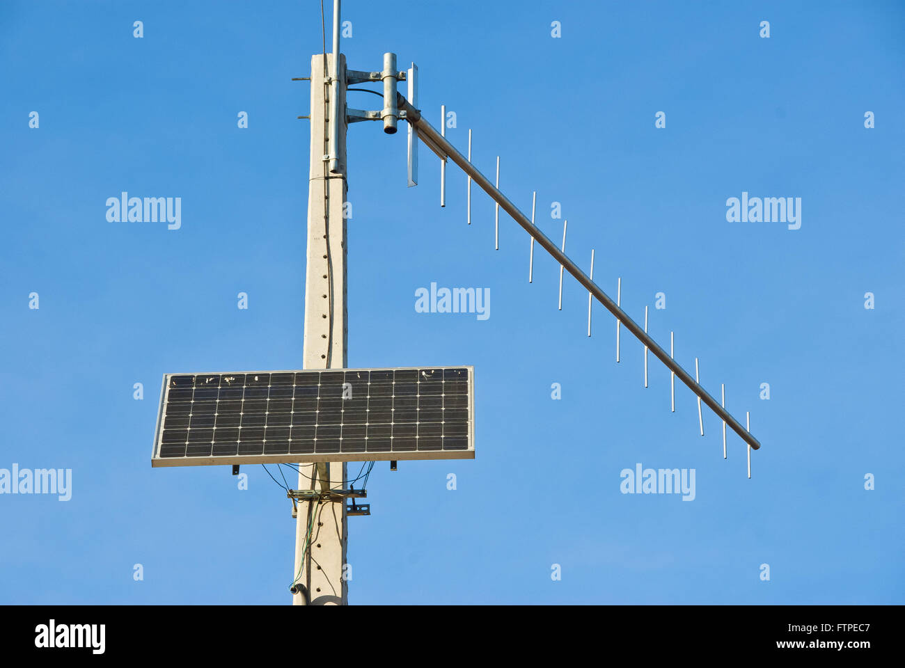 Antena solar fotografías e de alta resolución - Alamy