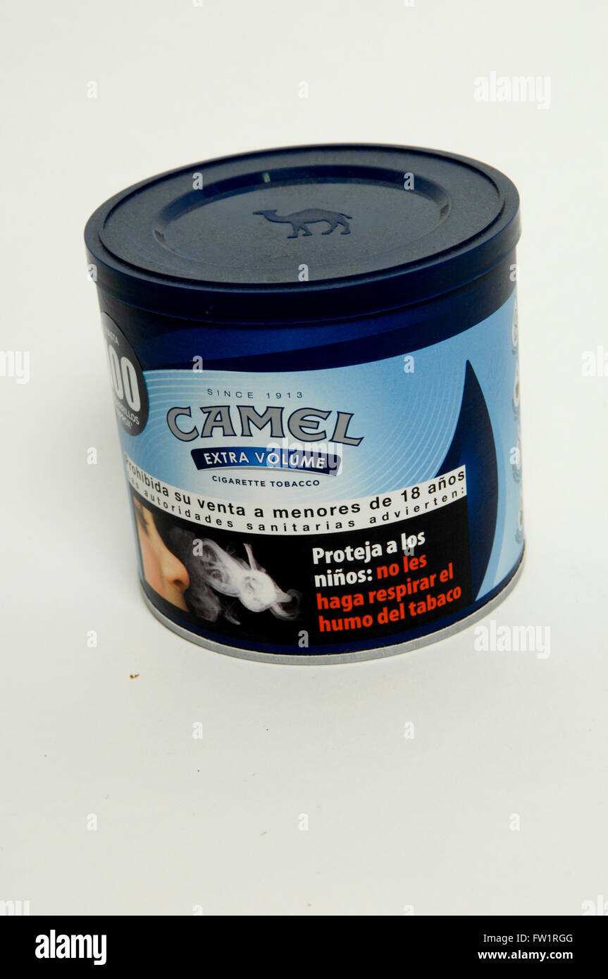 Camel volumen extra el tabaco de liar Fotografía de stock - Alamy