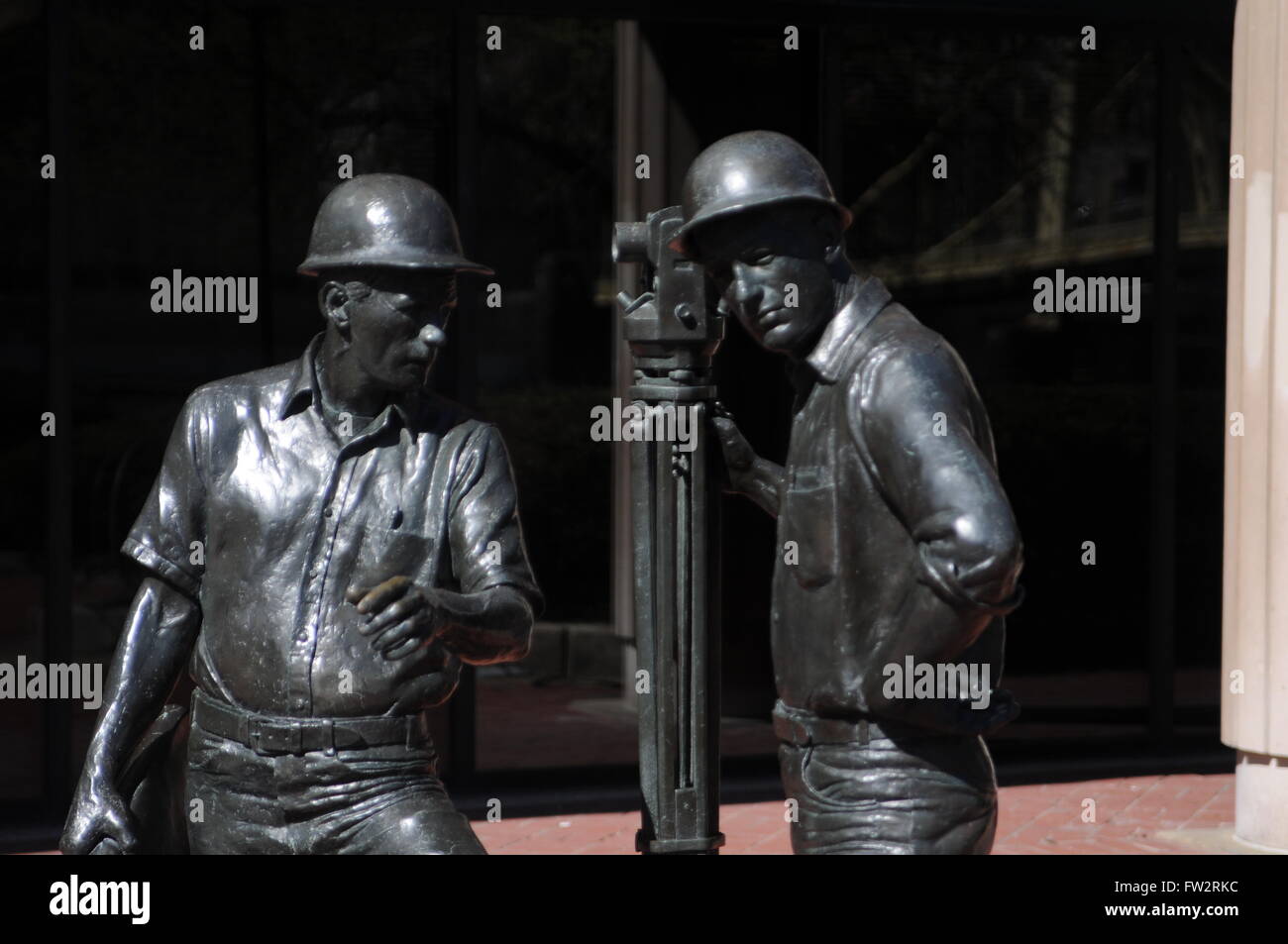 Estatua de los trabajadores de la construcción en la zona de North Shore Foto de stock