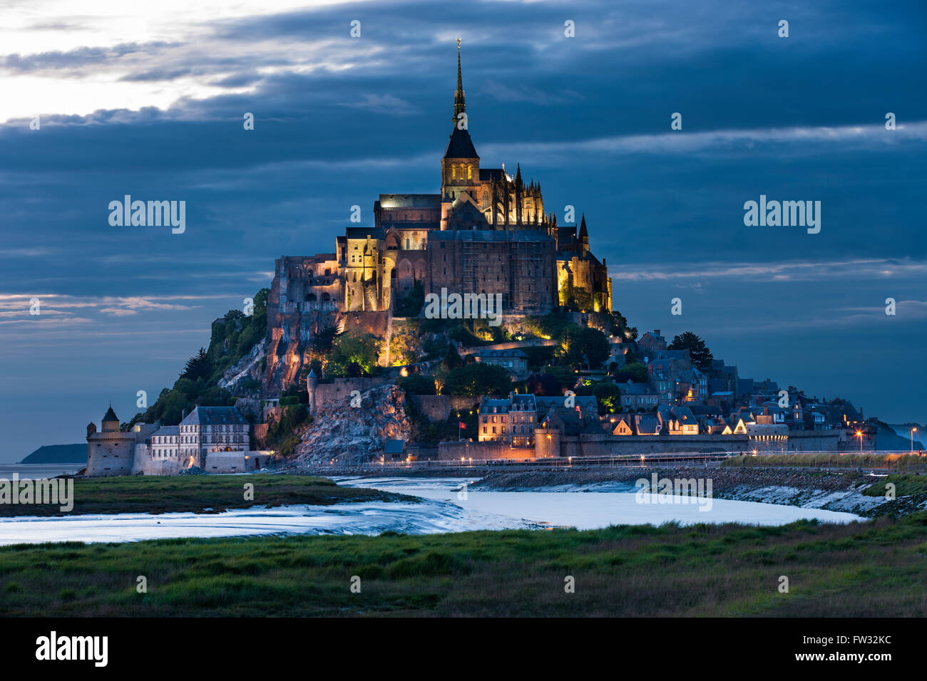 El Mont Saint-Michel, Le Mont-Saint-Michel, Manche departamento, Normandía, Francia Foto de stock