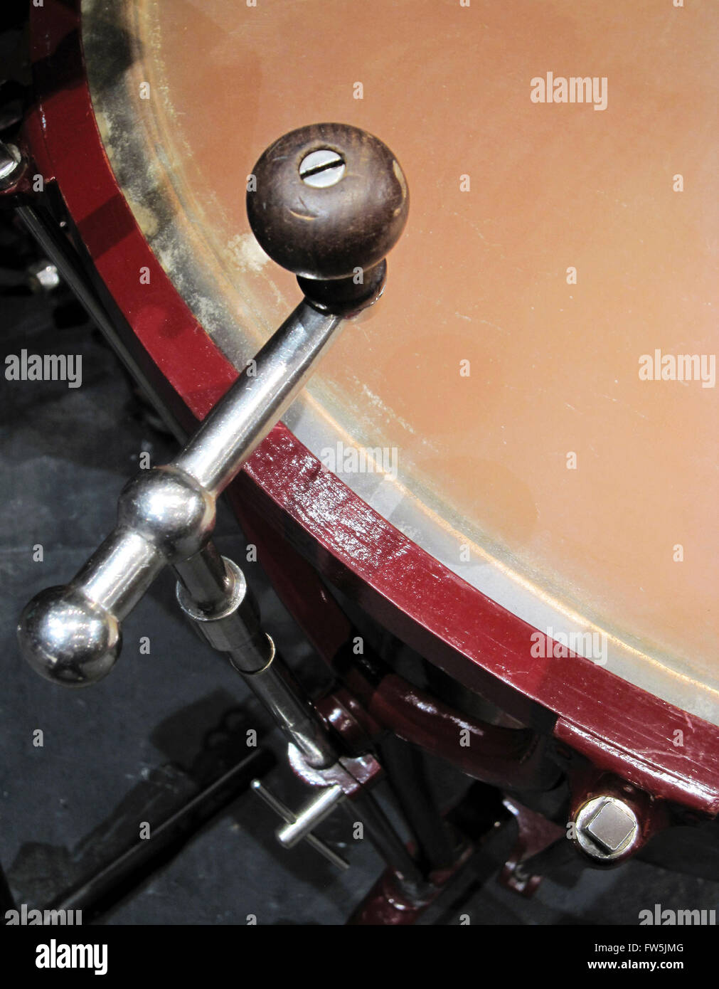Timpani drum fotografías e imágenes de alta resolución Alamy