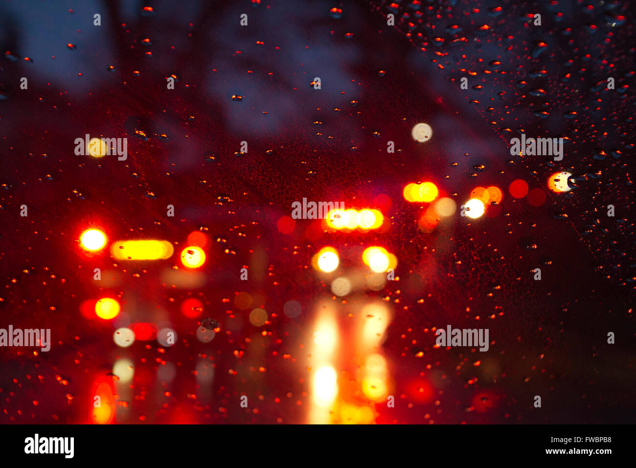 Luz de emergencia fotografías e imágenes de alta resolución - Alamy