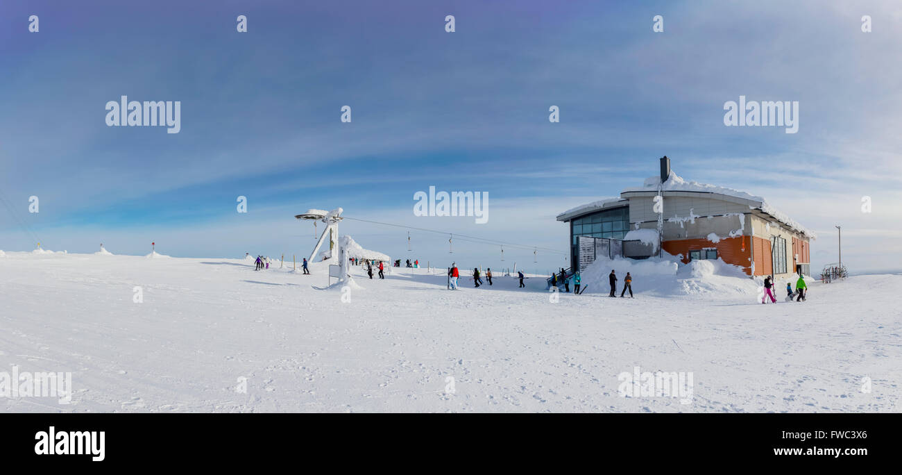 Una vista panorámica de la montaña Ylläs Laponia Foto de stock