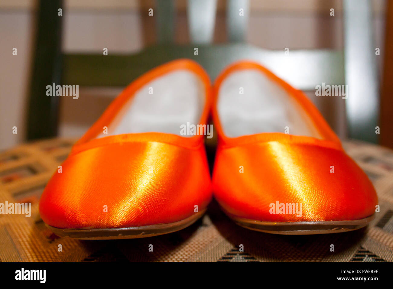 Dos zapatos diferentes fotografías e imágenes de alta resolución - Página 3  - Alamy