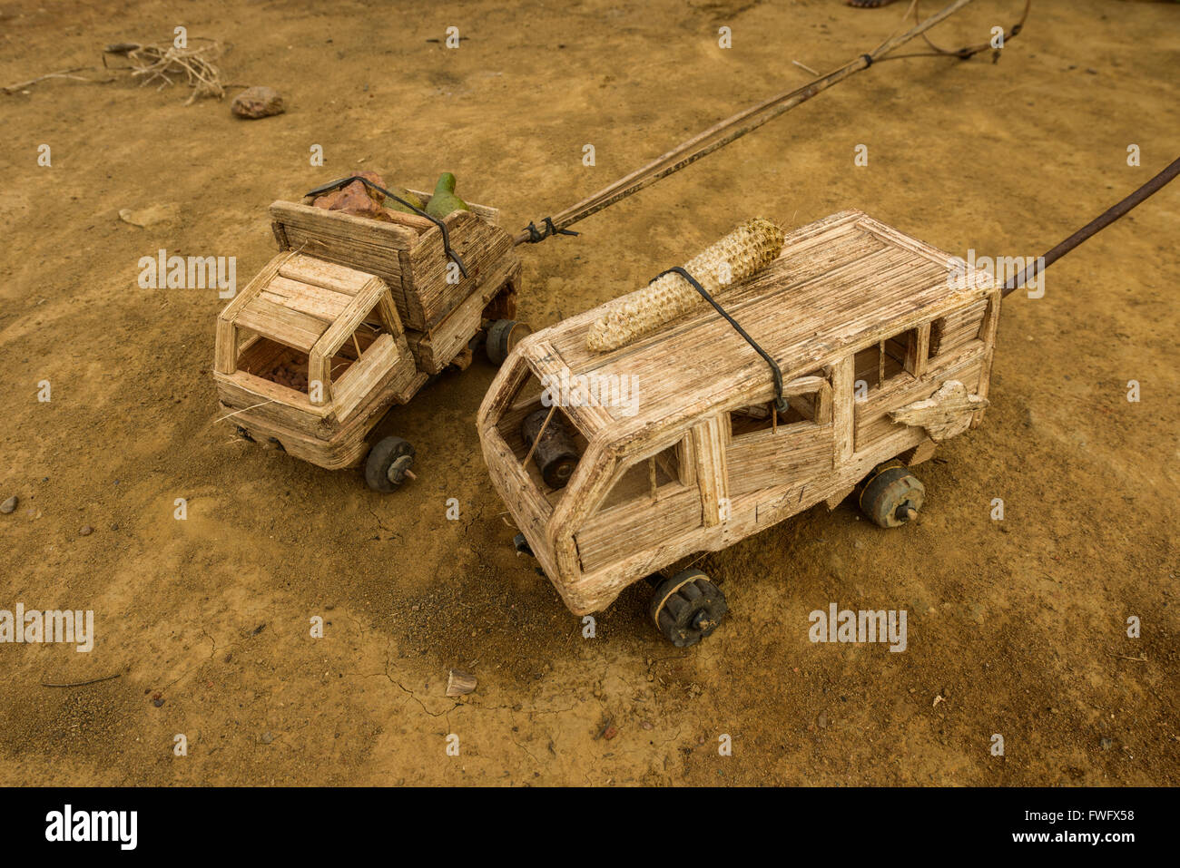 Los juguetes fabricados en África, Gabón Foto de stock