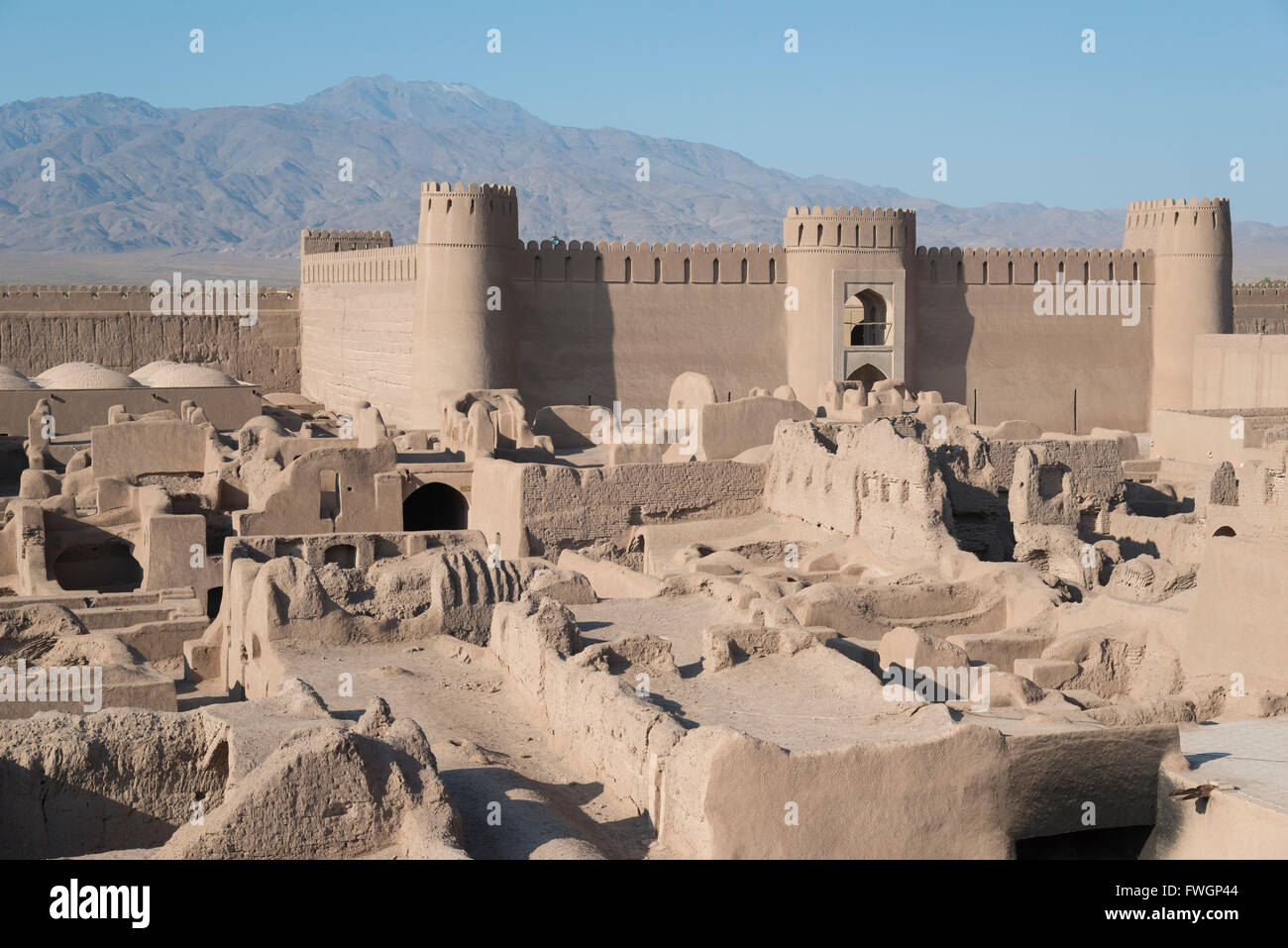 La ciudadela del desierto, Rayen, Irán, Asia Occidental Foto de stock