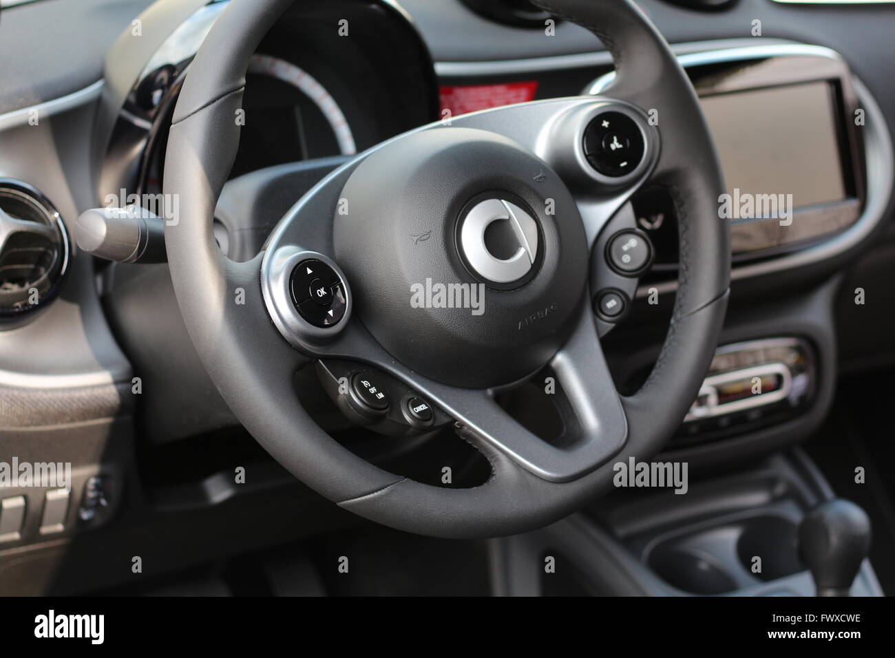 Cockpit de un coche smart Foto de stock