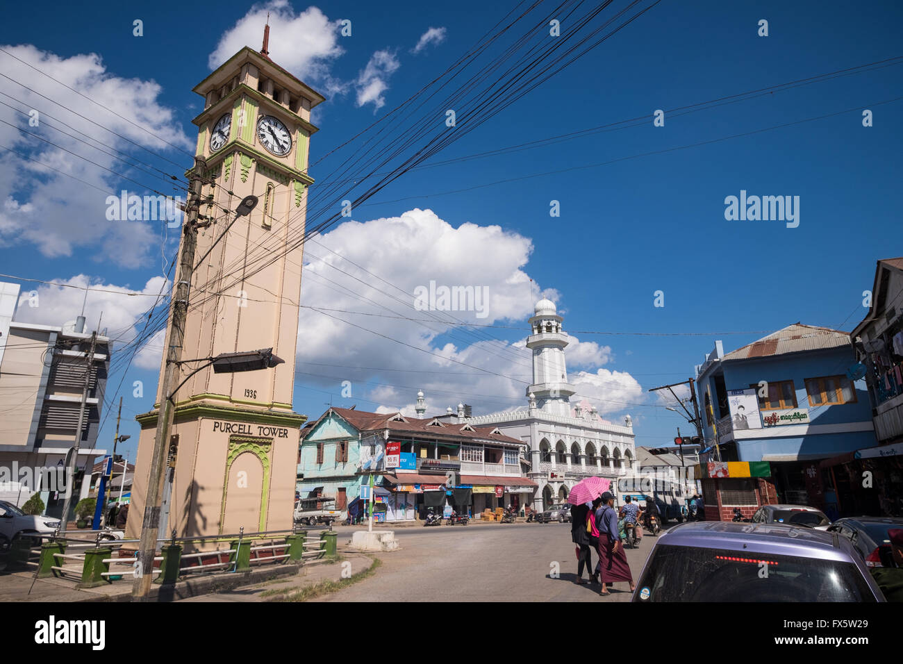 El Purcell Torre del Reloj en el centro de la ciudad de Pyin Oo Lwin, Myanmar. Foto de stock