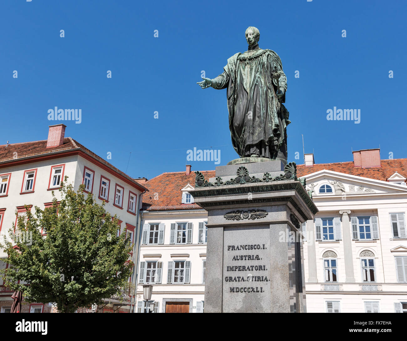 Estatua del Emperador de Austria Francisco II, último Jefe del Sacro
