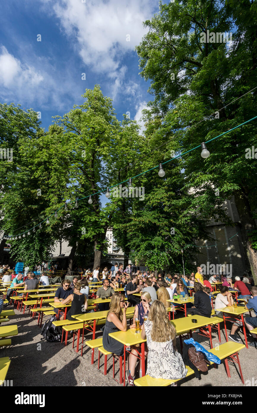 Prater, el Biergarten, Kastanienallee, Prenzlauer Berg, Berlín Foto de stock