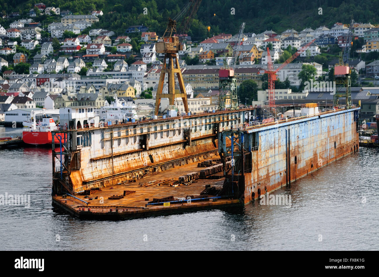 Dry dock flotante en Bergen. Foto de stock