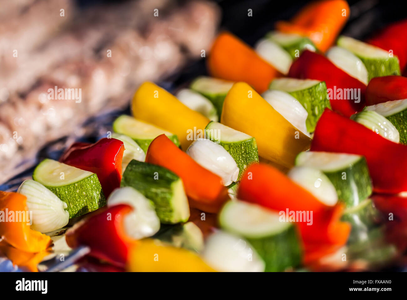 Carnes y verduras,el enfoque selectivo. Foto de stock