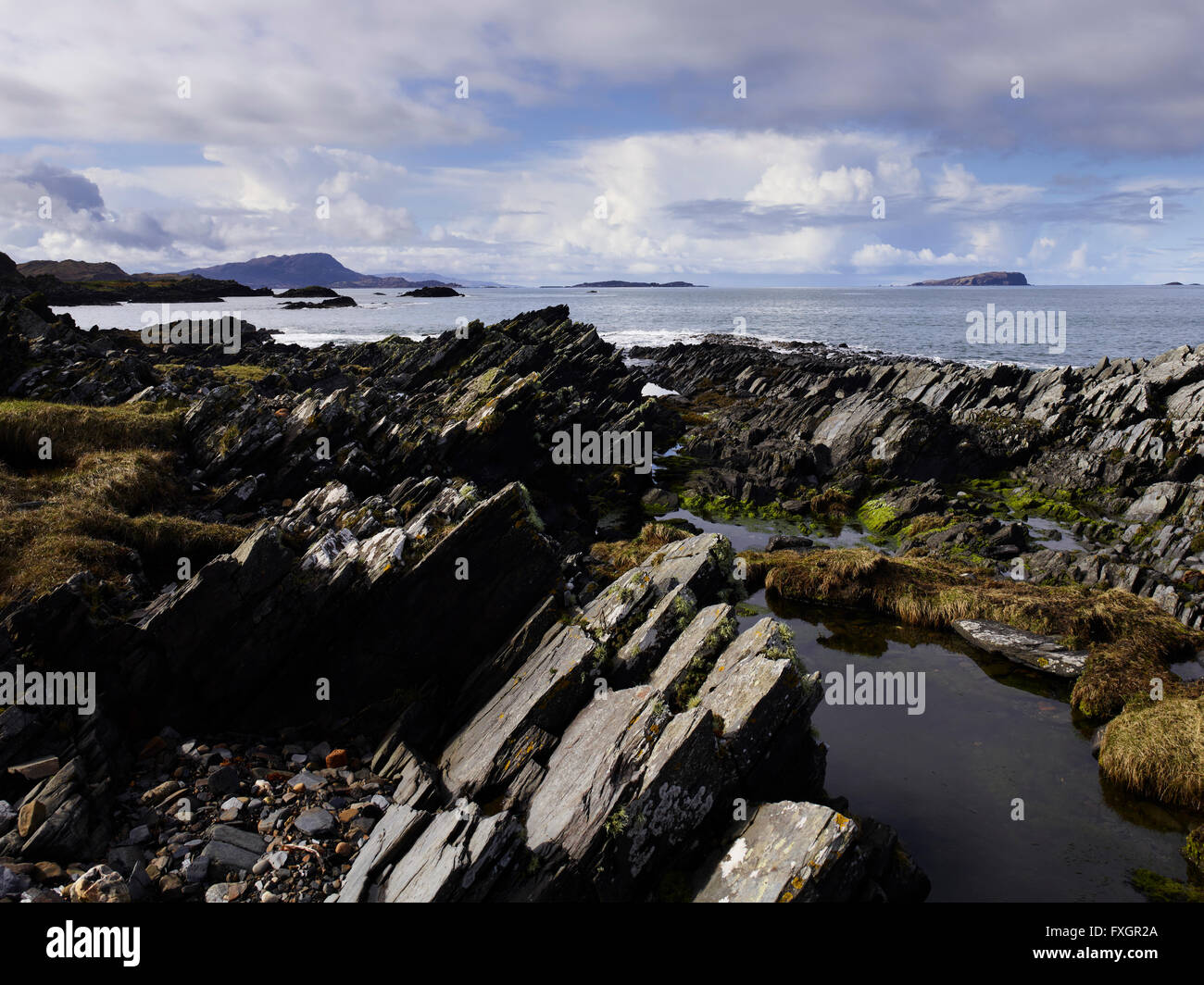 Easdale en la isla escocesa de Seil, mostrando en el fiordo de Lorn Foto de stock