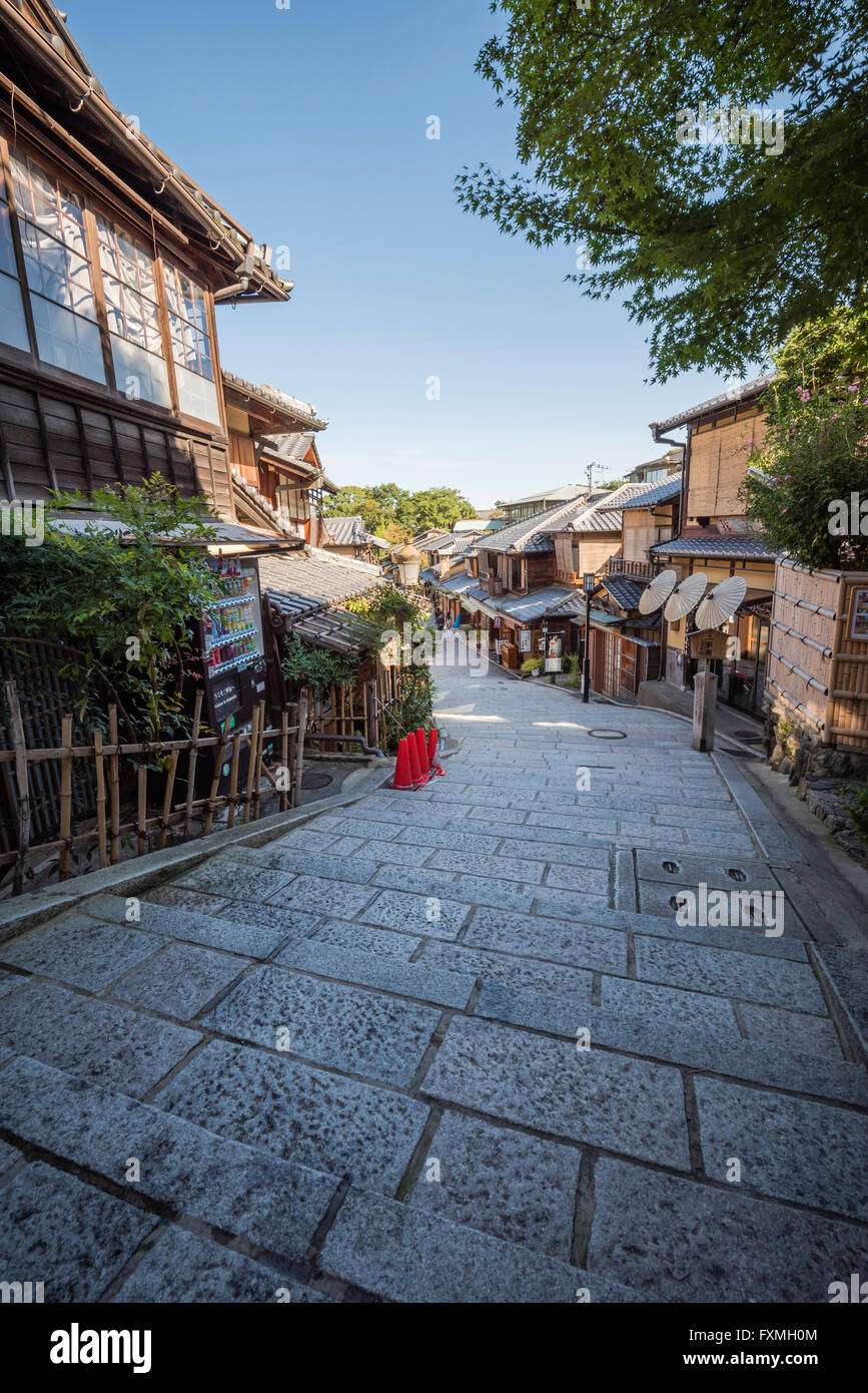Escaleras en Gion en Kyoto, Japón Foto de stock