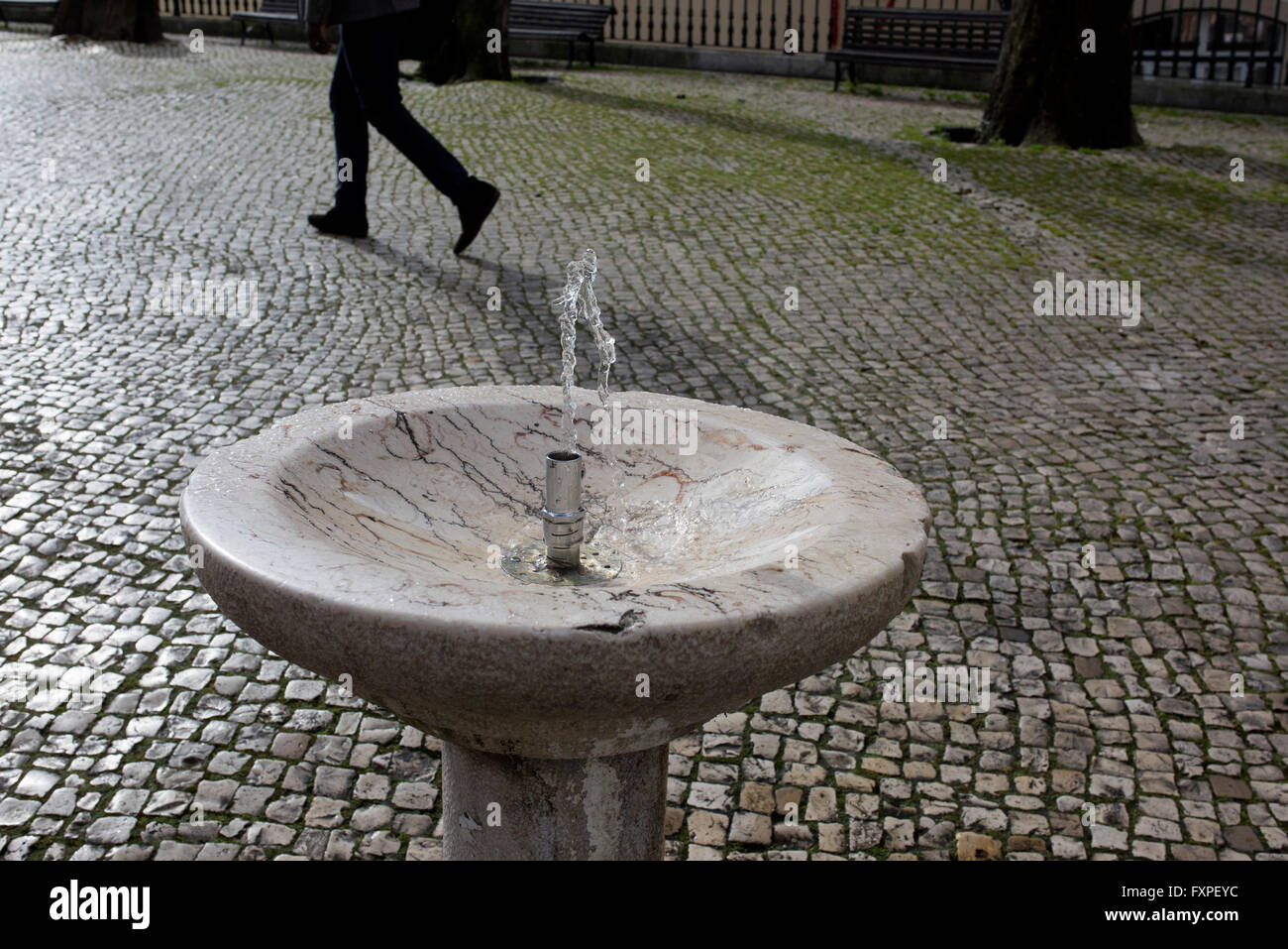 El fuente de agua potable Foto de stock