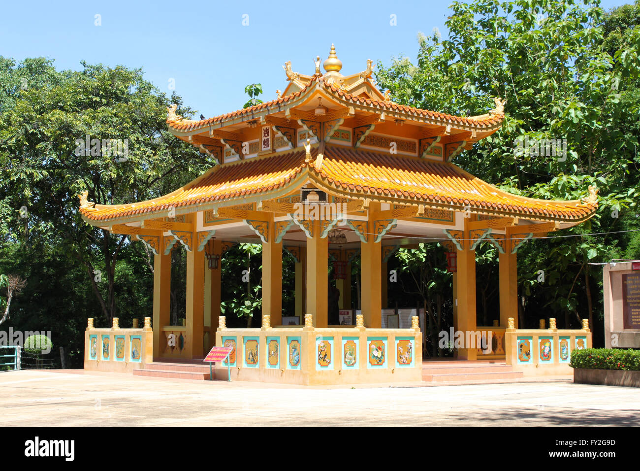 El Monte del Templo Pratamnak, Pattaya, Tailandia Foto de stock