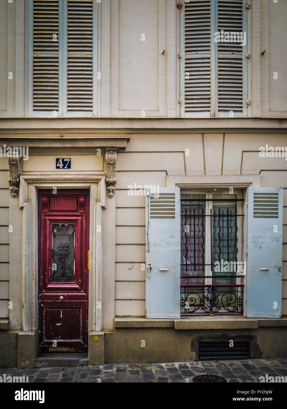 Edificio tradicional, París, Francia Foto de stock