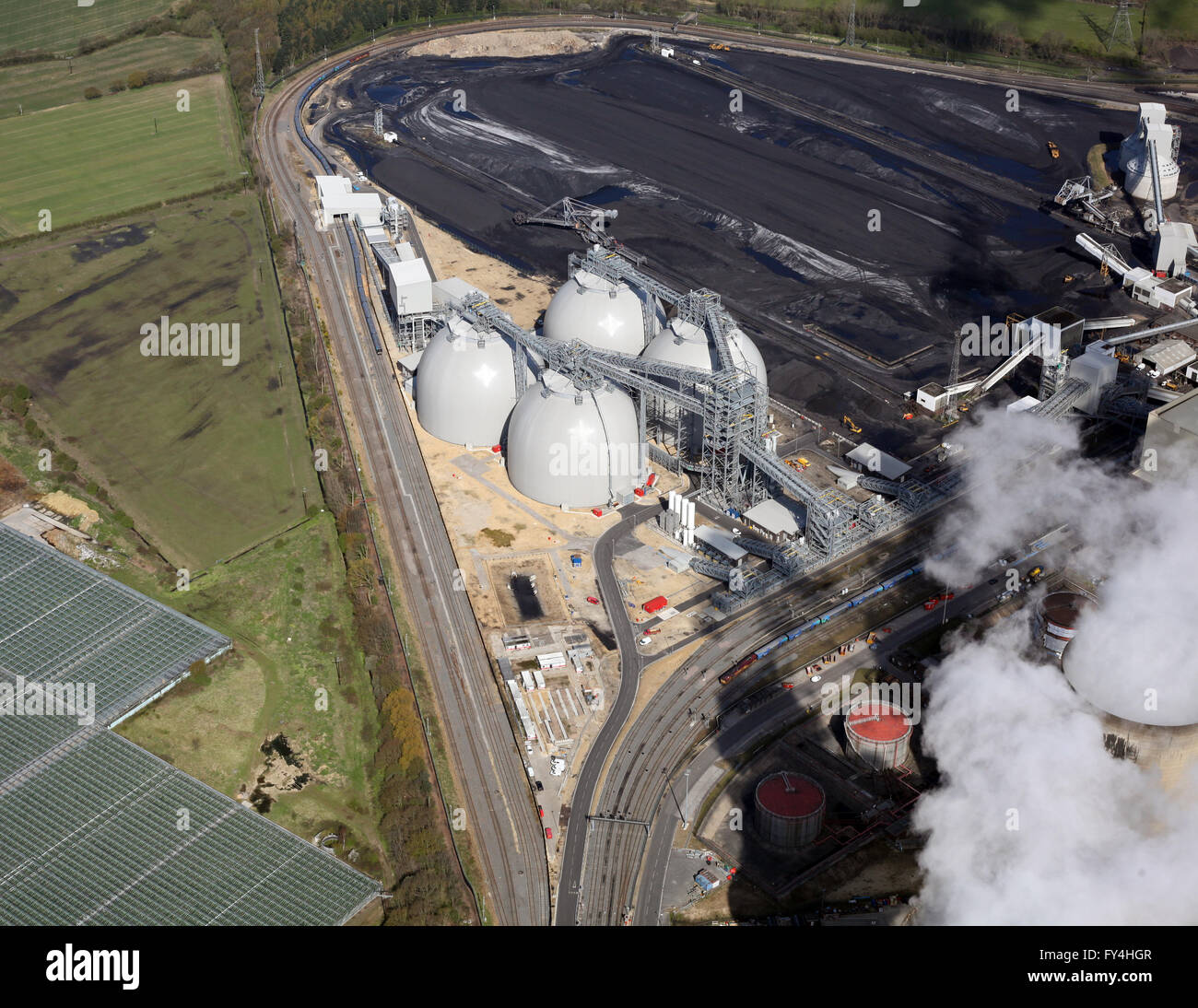 Vista aérea de la planta de energía de biomasa en la central eléctrica de Drax, en Yorkshire, Reino Unido Foto de stock