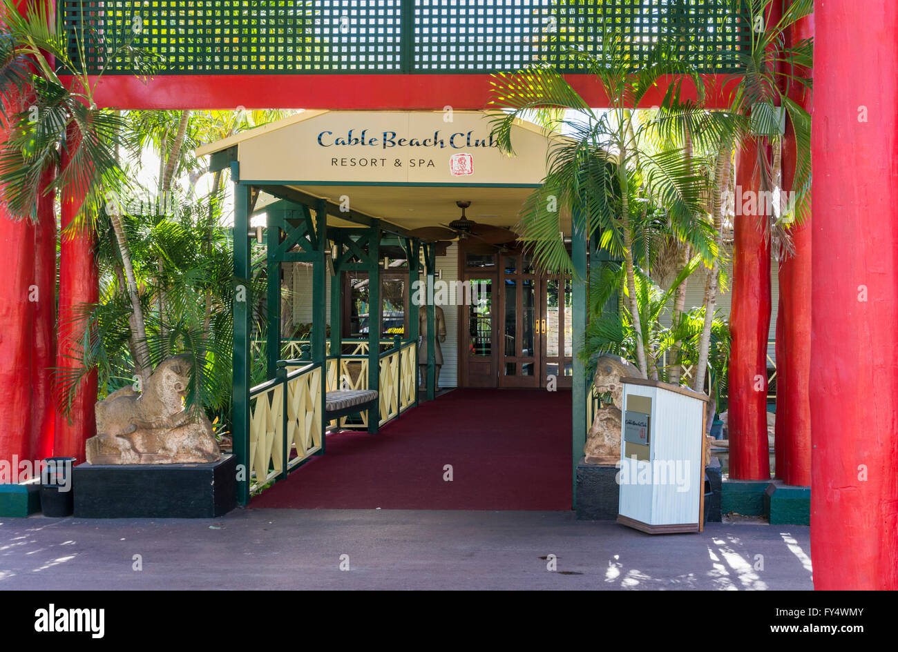 Entrada principal del Cable Beach Club Resort y Spa, Broome, Kimberley, en  Australia Occidental, Australia Fotografía de stock - Alamy