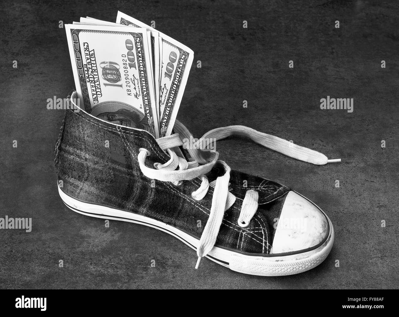 Zapato de niños fotografías e imágenes de alta resolución - Alamy