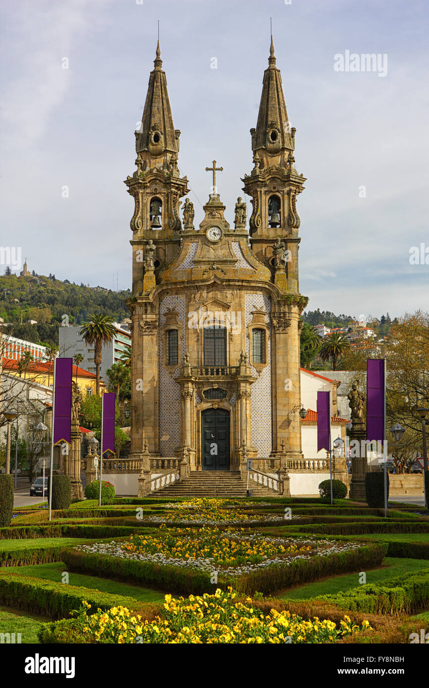 Distrito de Portugal, Braga, Guimaraes, iglesia Igreja dos Santos-Passos  Fotografía de stock - Alamy