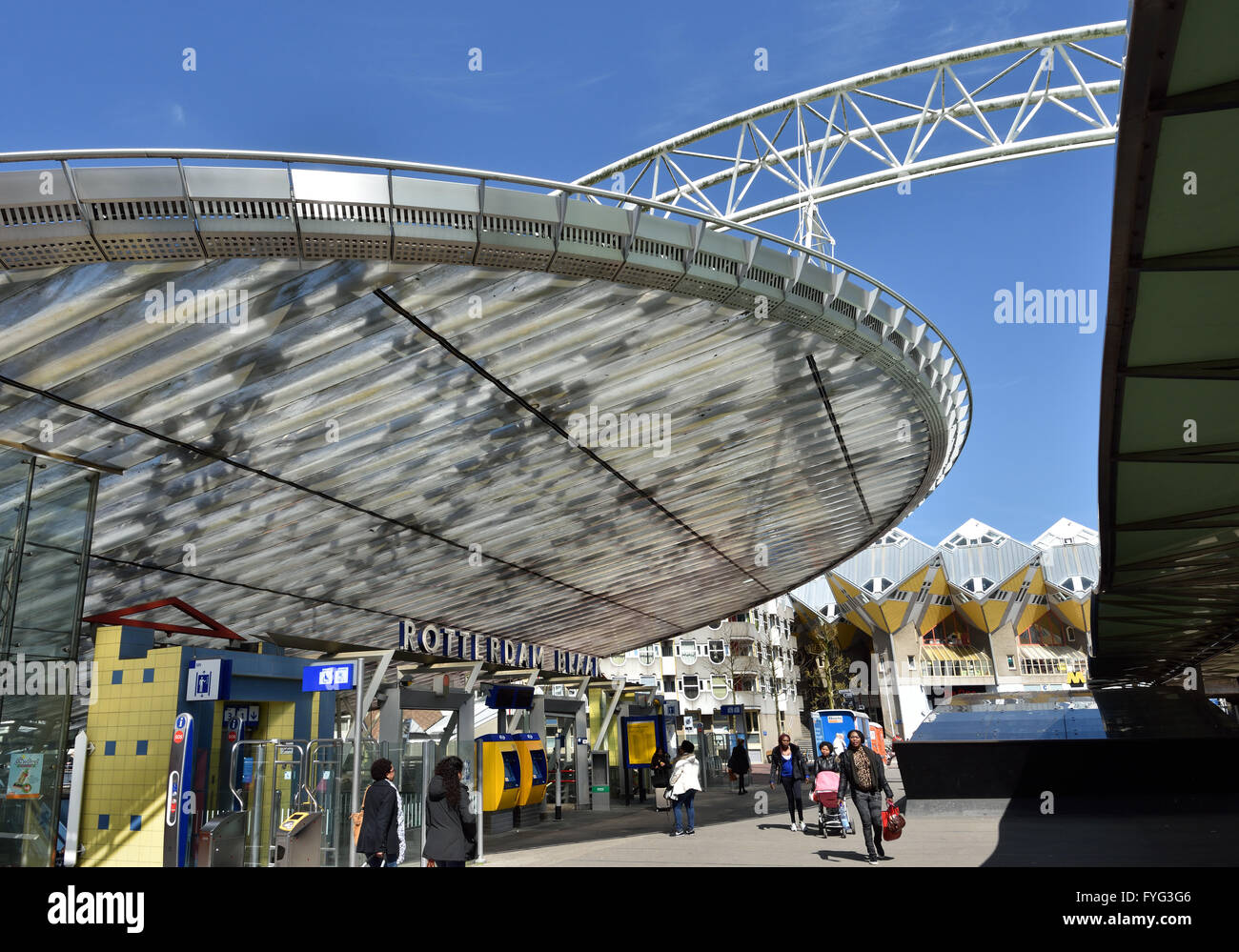 Los Países Bajos Rotterdam Blaak plaza Estación de Metro Foto de stock