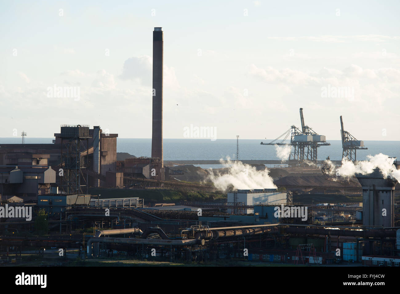 Tata Steel planta de fabricación de acero en Port Talbot, Gales del Sur. Foto de stock
