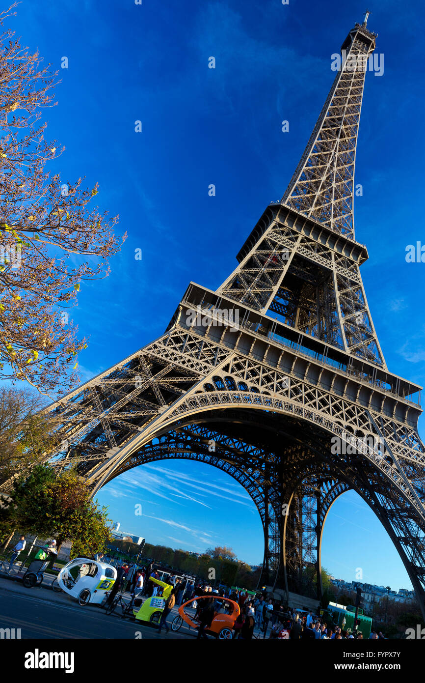 Torre Eiffel en otoño, París, Francia, Europa Foto de stock