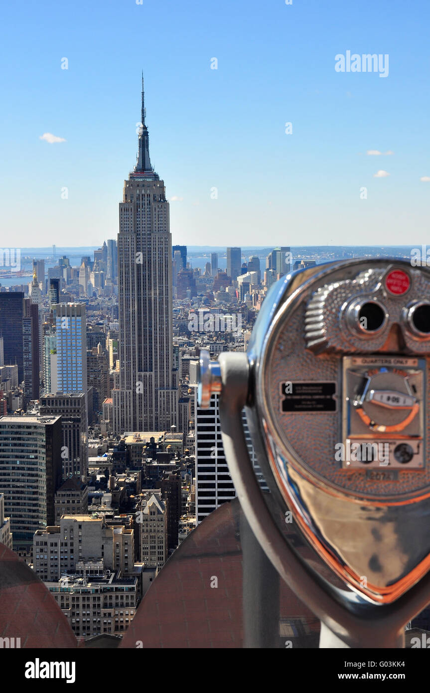El Empire State Building, tomada desde la cima de la roca Foto de stock