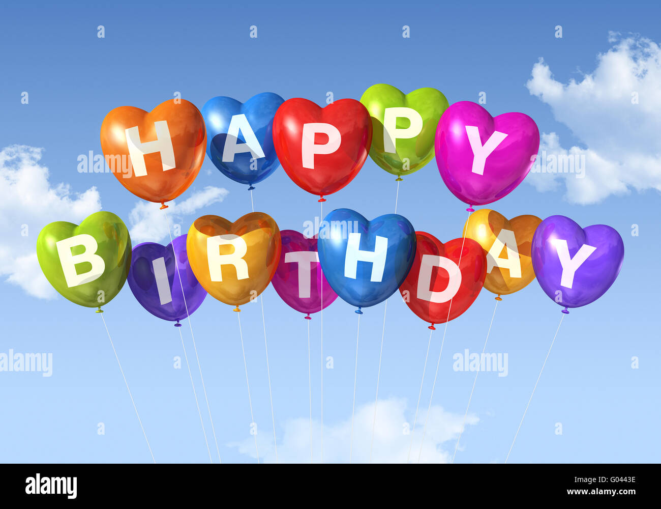 Feliz Cumpleaños globos con forma de corazón en el cielo Fotografía de  stock - Alamy