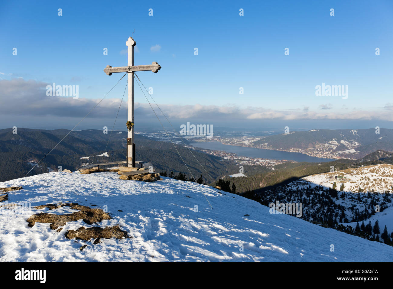 Cruz cumbre Hirschberg invierno Foto de stock