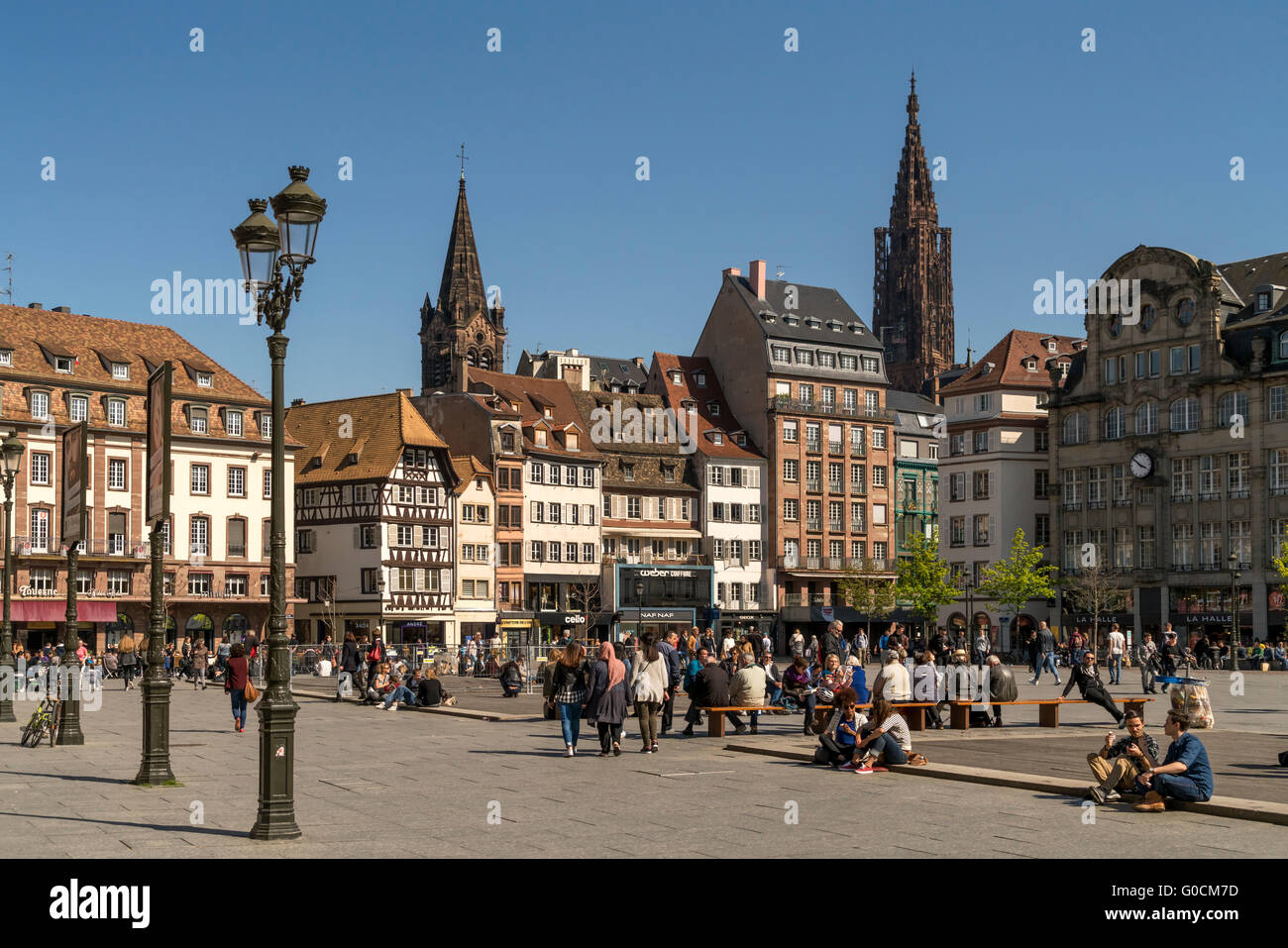 Plaza central Place Kléber en Estrasburgo, Alsacia, Francia Foto de stock