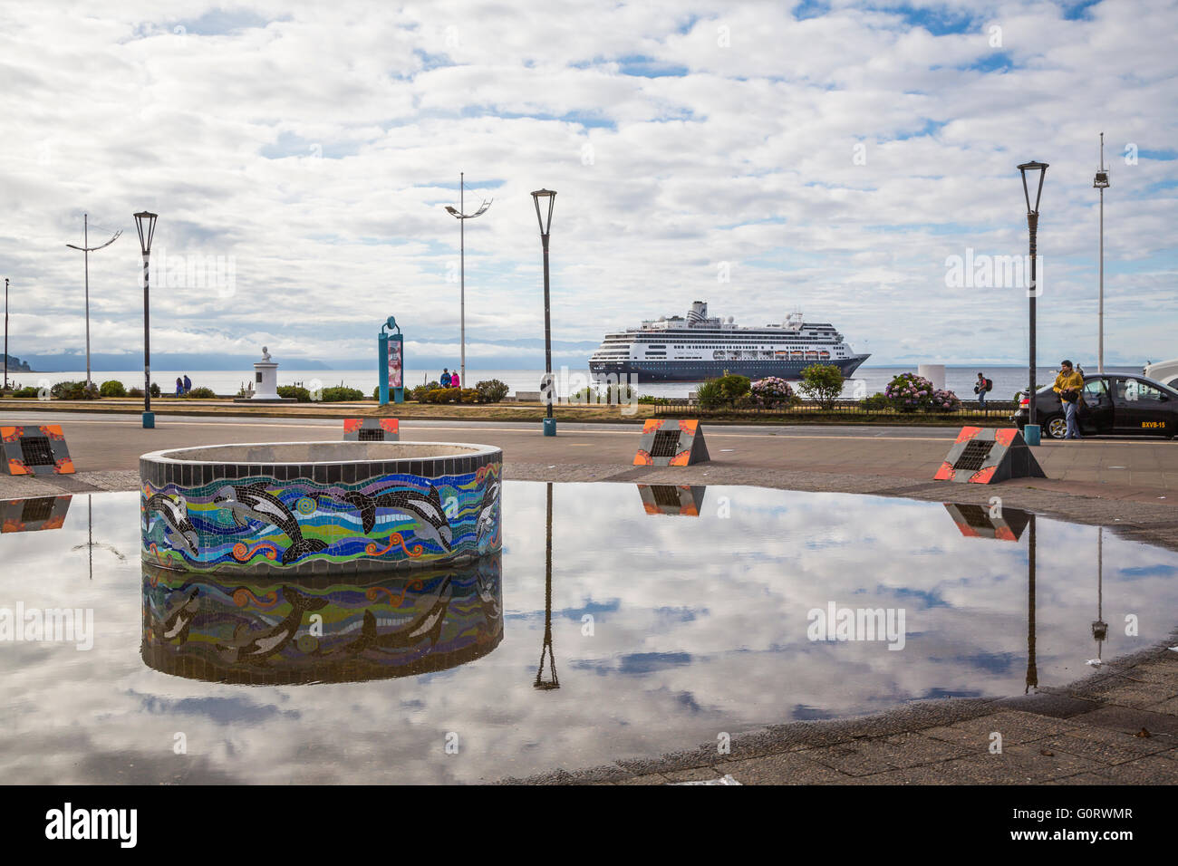El centro de Plaza de Armas en Puerto Montt, Chile, Sudamérica Fotografía  de stock - Alamy
