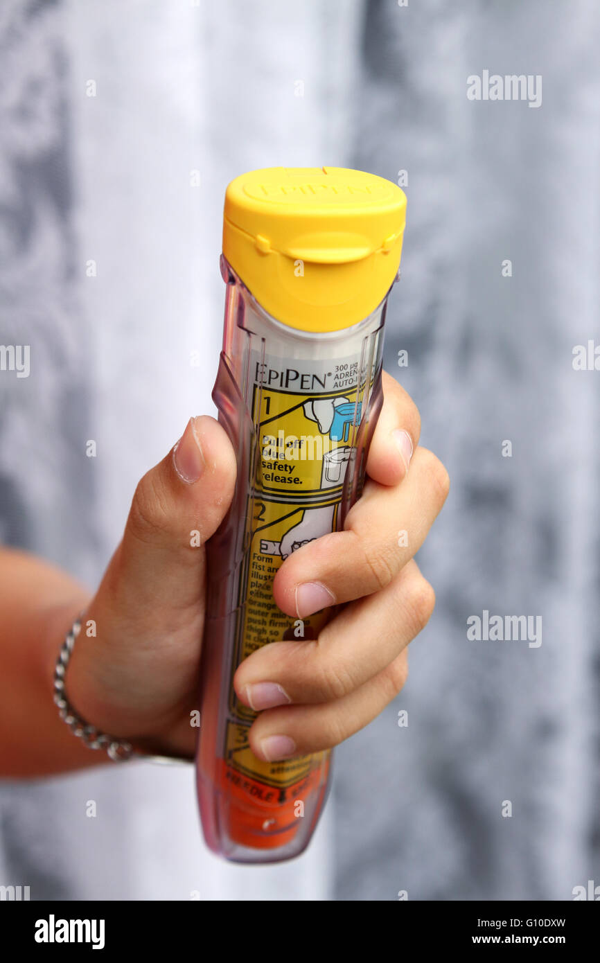 Cerrar imagen de EpiPen - inyección de adrenalina para la anafilaxia Foto de stock