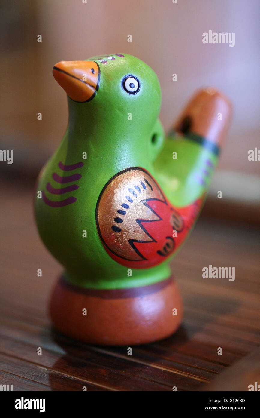 Hermosos juguetes de madera artesanales de África Fotografía de stock -  Alamy