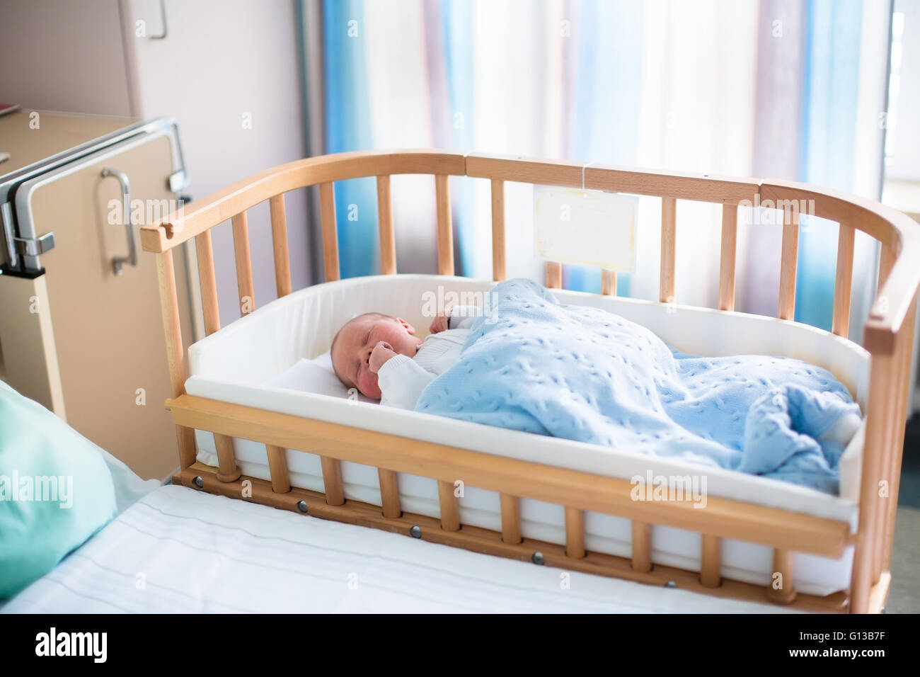 Bebe Durmiendo Cuna cama cuna bebé recién nacido la cabecera de