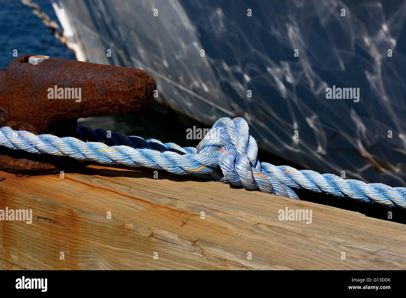 Cuerda náutica fotografías e imágenes de alta resolución - Página