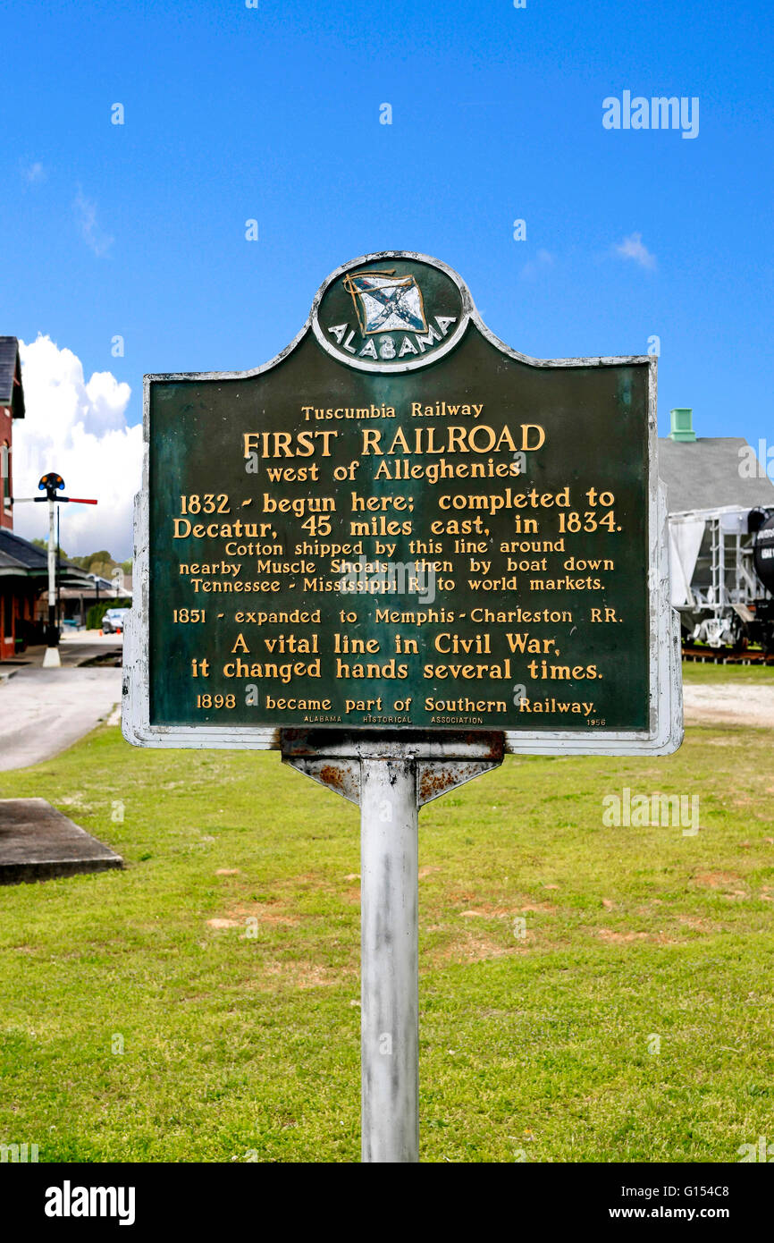 Tuscumbia Railway, el primer ferrocarril al oeste de los Alleghenies placa histórica en Alabama Foto de stock