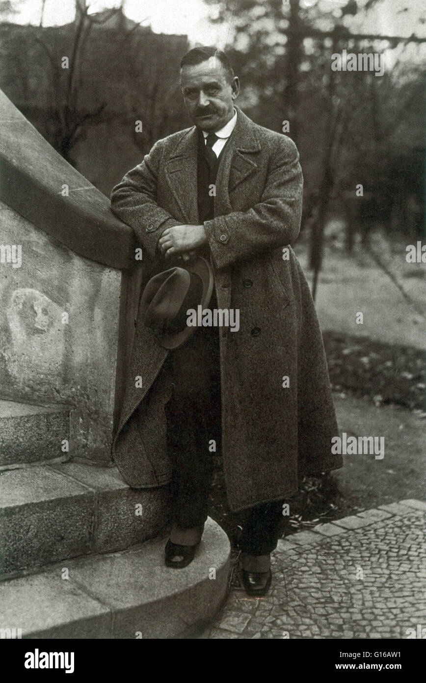 Thomas Mann (6 de junio de 1875 - 12 de agosto de 1955) fue un novelista alemán, escritor de cuentos, crítico social, Filántropo, ensayista y Premio Nobel de la paz, conocido por su serie de altamente simbólica e irónica libros y novelas épicas, destaca por su penetración en Foto de stock