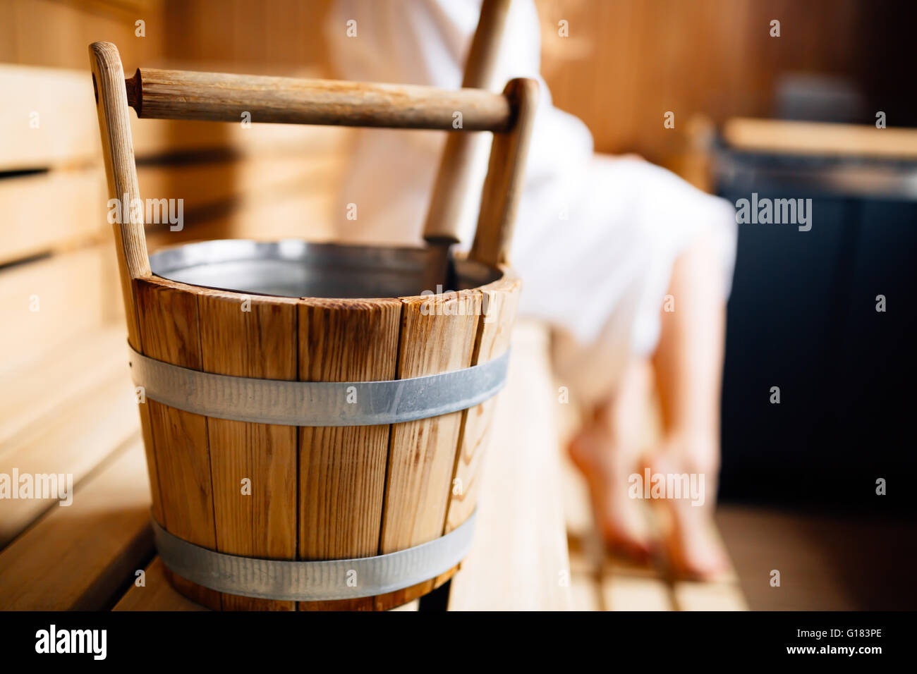Cuchara de madera finlandesa Sauna Foto de stock