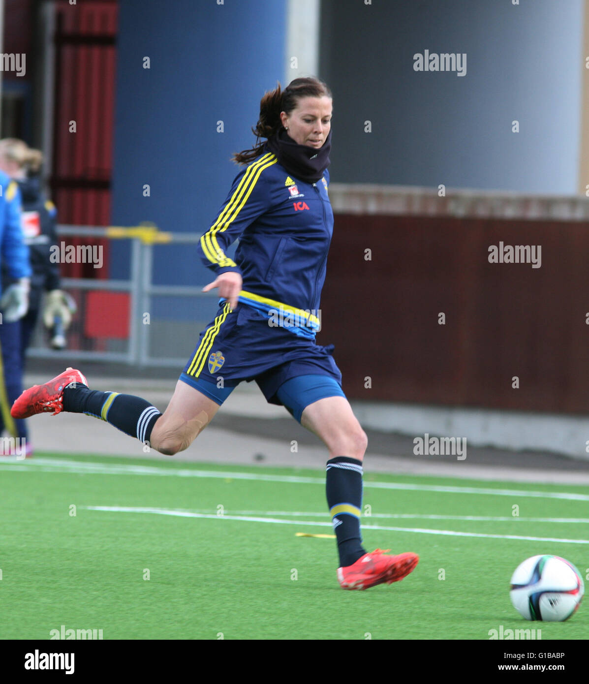 LOTTA SCHELIN jugador profesional de fútbol sueco en Francia Lyon,aquí en el campamento de entrenamiento de los equipos nacionales Foto de stock