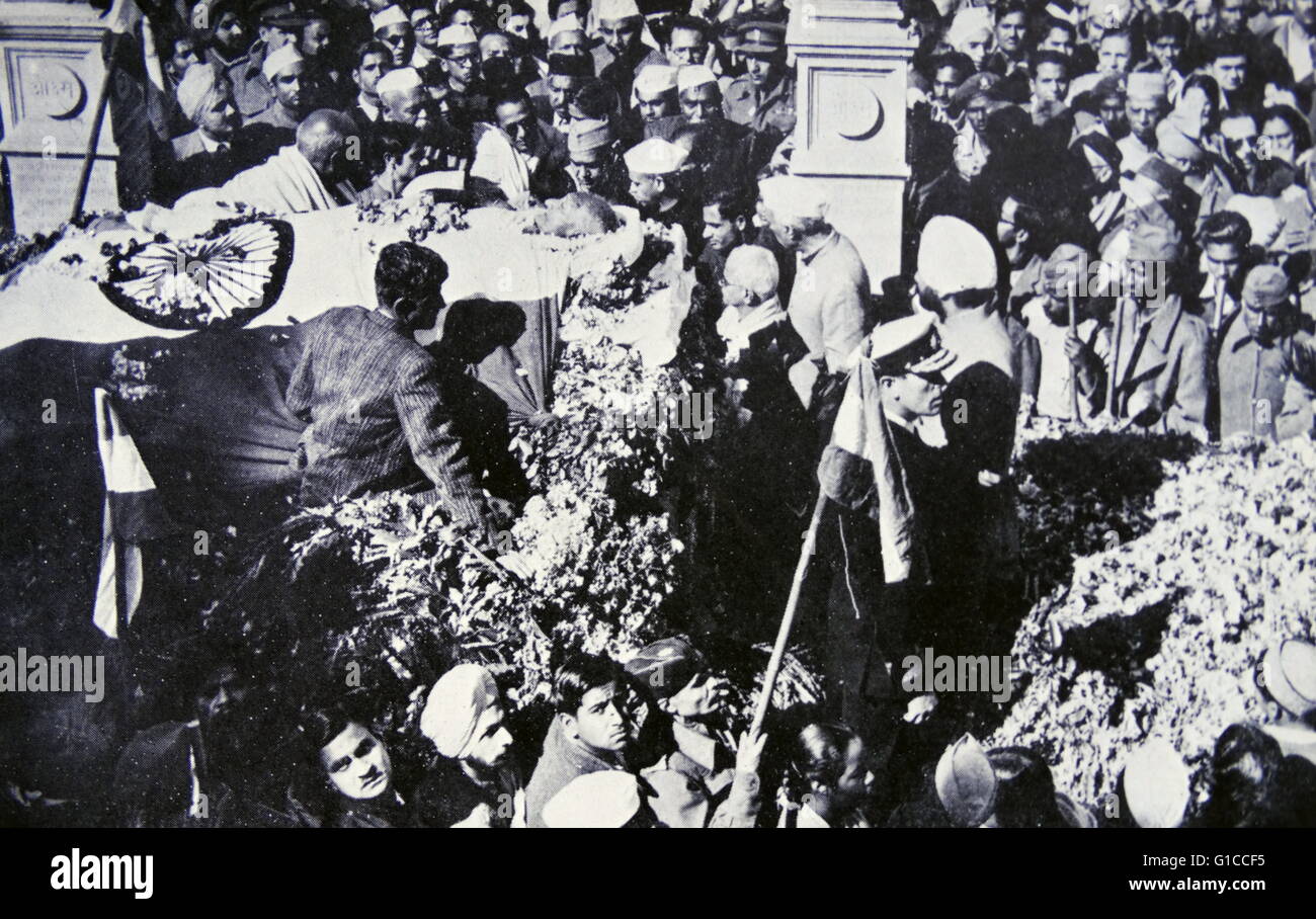 Funeral de Mahatma Gandhi tras su asesinato 1948 Foto de stock