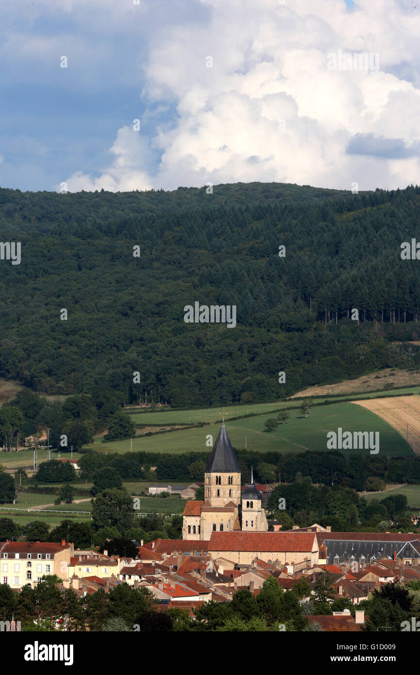 Abadía de Cluny, dedicada a San Pedro, es un antiguo monasterio benedictino de Cluny. Francia. Foto de stock