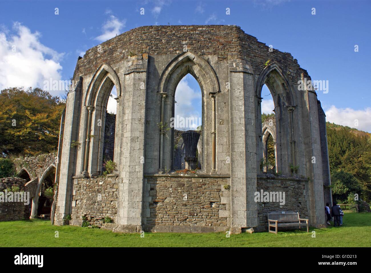 Sala Capitular o Margam Abbey, Gales, antiguo monasterio cisterciense Foto de stock
