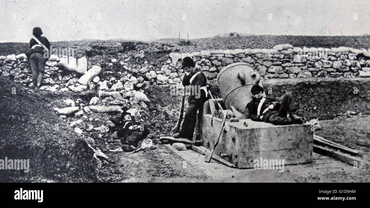 Guerra de Crimea 1853-55; un día tranquilo en una batería de morteros, por  pioneer fotógrafo de guerra, Roger Fenton Fotografía de stock - Alamy