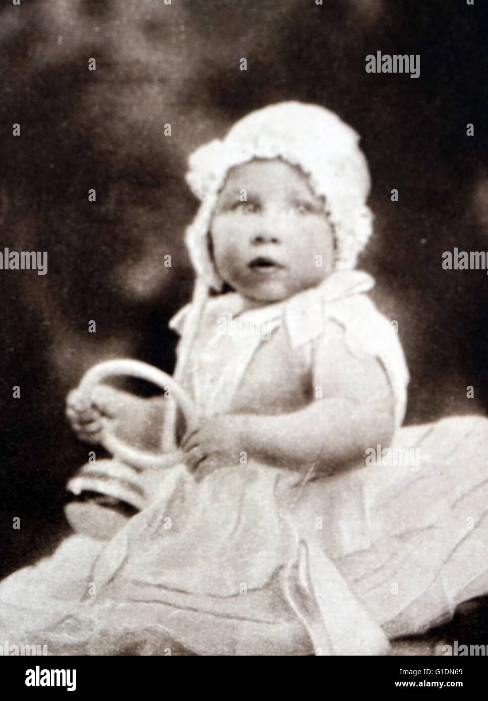 Fotografía del bebé de la Princesa Margarita, Condesa de Snowdon (1930-2002), la joven hija de rey George VI y la Reina Elizabeth, y la única hermana de la Reina Isabel II. Fecha Siglo XX Foto de stock